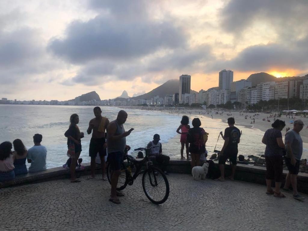 Copacabana Rua Tranquila E Arborizada Perto De Tudo Posto 2 リオデジャネイロ エクステリア 写真